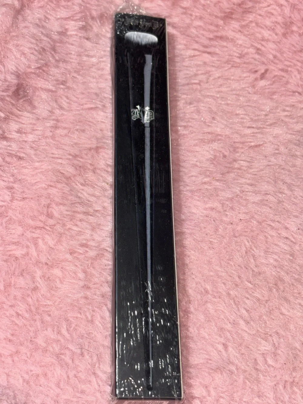 Kat Von D Beauty Lock-It Edge Concealer Brush